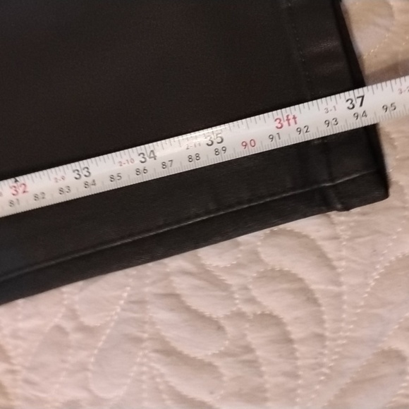 Fashion Nova Junior Blk Faux Leather Double Zip Closure Pockets Pants, Size 9 - Picture 10 of 10